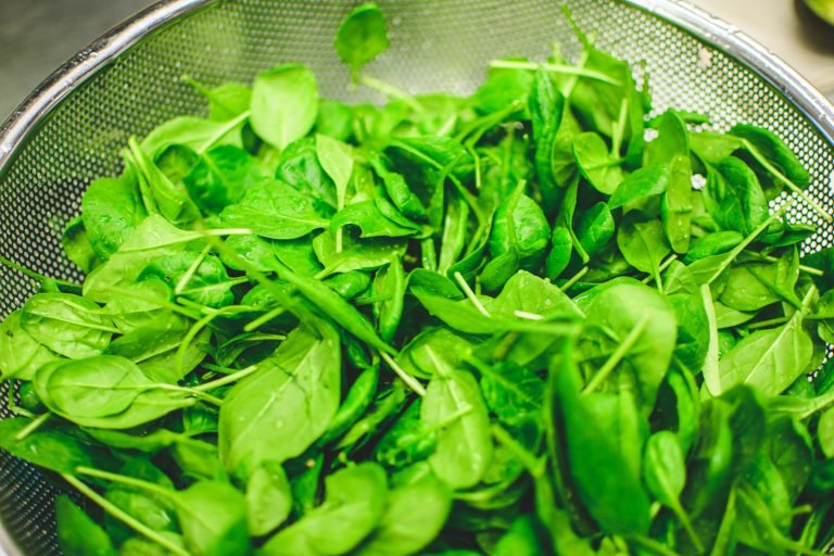 Spinach Health Benefits – A Super Food why should you add it in your diet